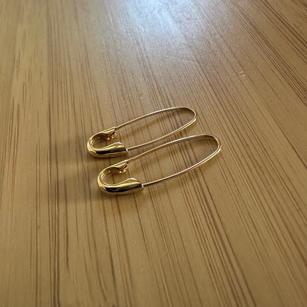 14k Gold Safety Pin Earring PAIR